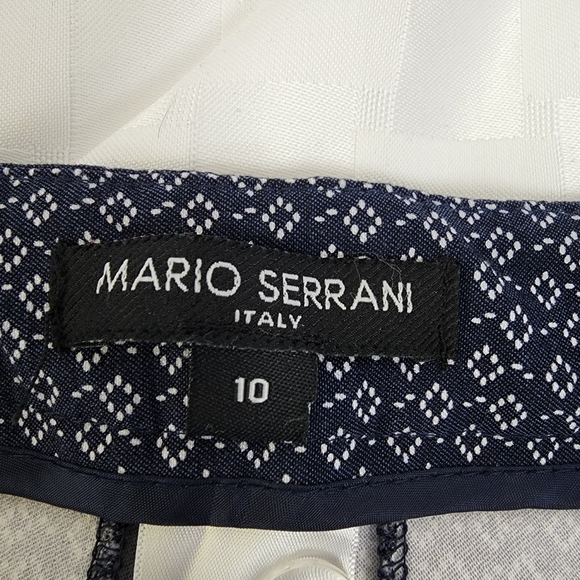 Mario Serrani  Diamond Print Blue Women's Bermuda Shorts Size 10 - Picture 3 of 7